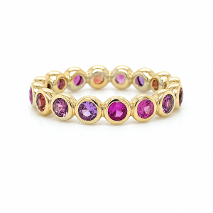 18kt geelgouden ring met saffier.